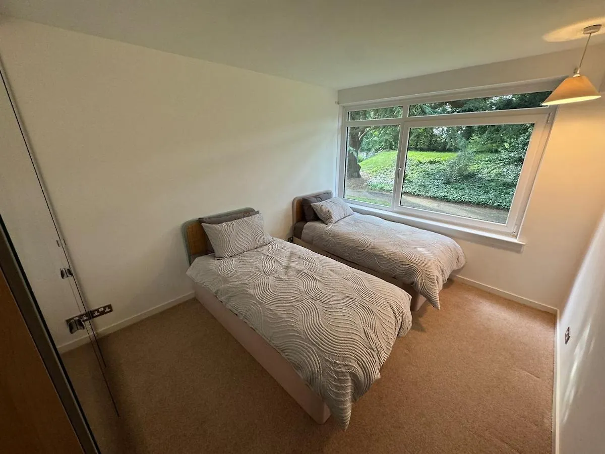 3 Bedroom Tranquil Ground Floor Flat In Merchiston Edinburgh Apartment