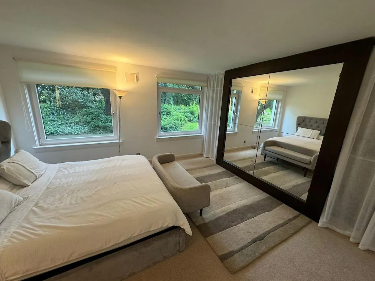 Apartment 3 Bedroom Tranquil Ground Floor Flat In Merchiston Edinburgh United Kingdom